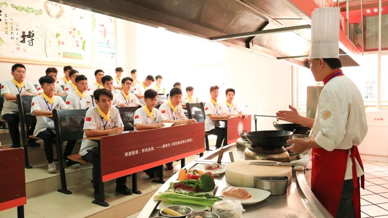 休闲食品OEM代工：揭秘价格背后的秘密**