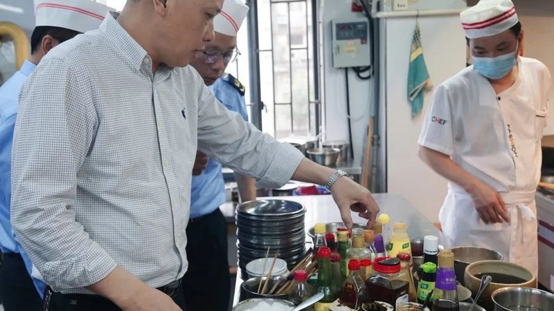 餐饮供应链安装调试，如何选择专业服务？**